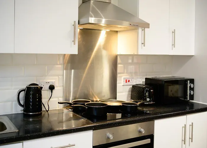 Autumn Breeze, 2Br Apartment, Didsbury, Manchester